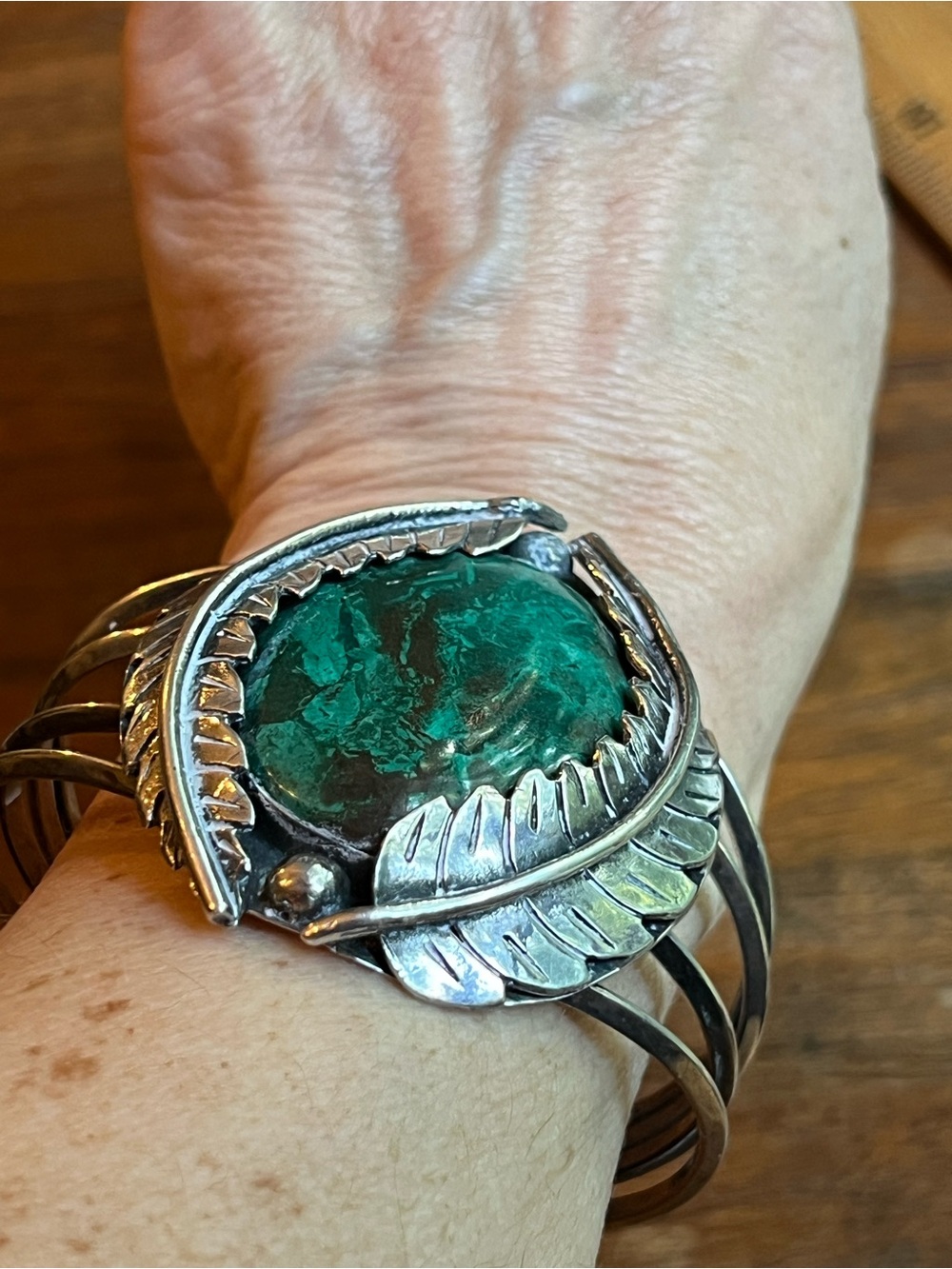 Native American Sterling Silver Green Turquoise Cuff Bracelet - Picture 2 of 10